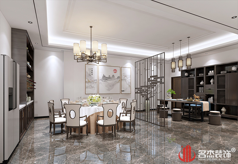 ����װ�����