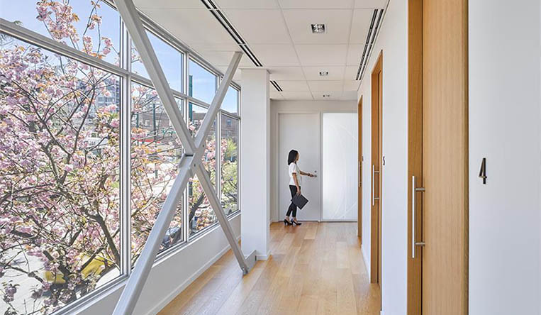 ����ҽ���չ˻�ʿ�������