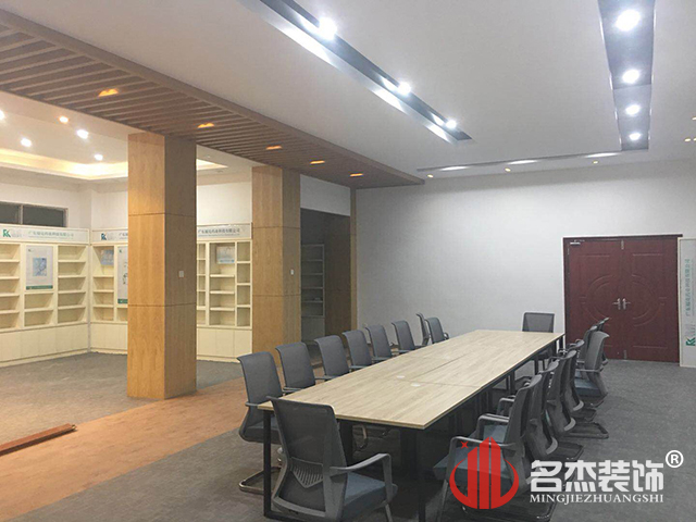 �칫��װ�����