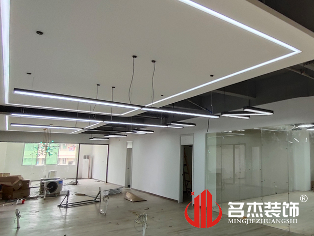 �ۻ���װ�����