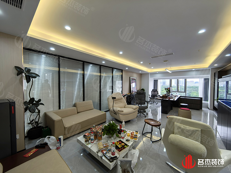 ��˾����