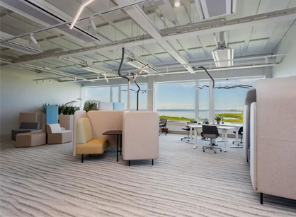 һ������רע������ִ��ҹ���װ����ƿռ��������ġ���Softrend����Ҿ�������